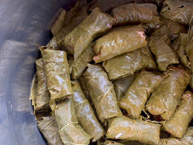 Dolmadakia - Stuffed vine leaves