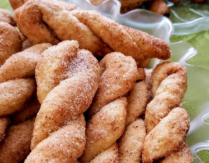 Κουλούρια με ζάχαρη και κανέλα - Cinnamon and sugar cookies