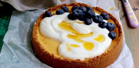 honey and yoghurt tart