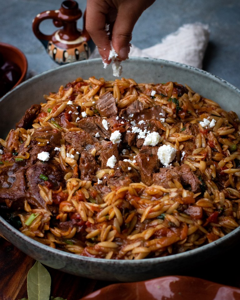 Greek Giouvetsi - Slow cooked beef with risoni - Zorbabook-Authentic ...