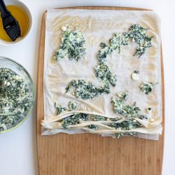 Spinach and Cheese open pita