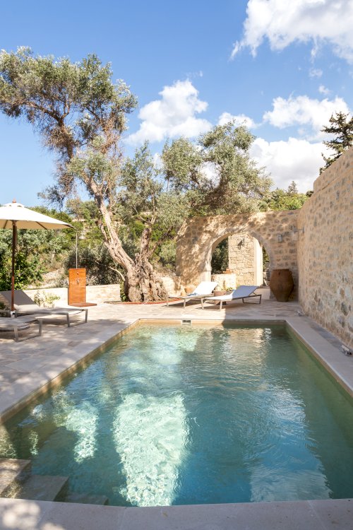 Borealis Private Pool