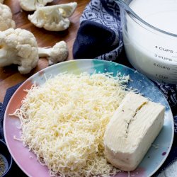 Baked cauliflower with halloumi bechamel