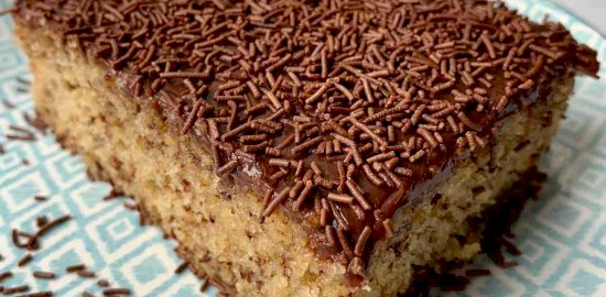 mirmigato chocolate sprinkle cake