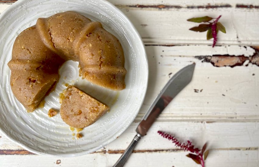 Greek Semolina Halva Pudding with Walnuts Recipe