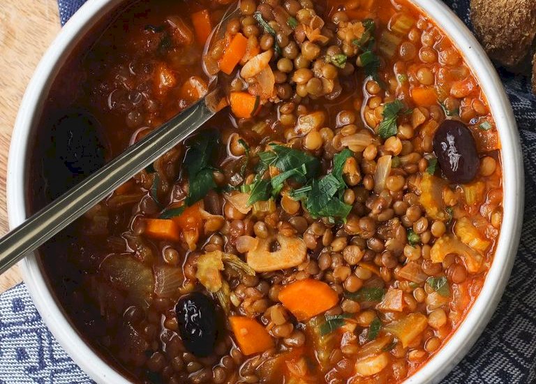 Greek Style Lentil Soup - Soupa Faki